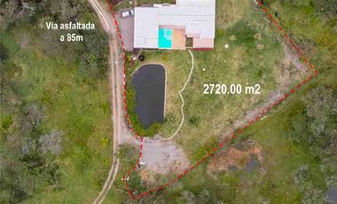 EN VENTA - CASA VACACIONAL EN YUNGUILLA, CON 4 HABITACIONES