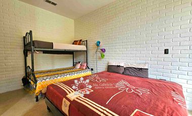 EN VENTA - CASA VACACIONAL EN YUNGUILLA, CON 4 HABITACIONES