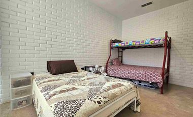 EN VENTA - CASA VACACIONAL EN YUNGUILLA, CON 4 HABITACIONES