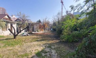 AMPLIA CASA EN ARRIENDO LAS CONDES