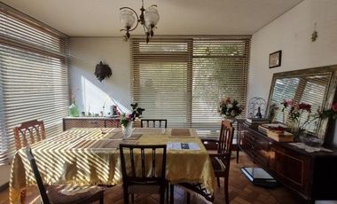 AMPLIA CASA EN ARRIENDO LAS CONDES