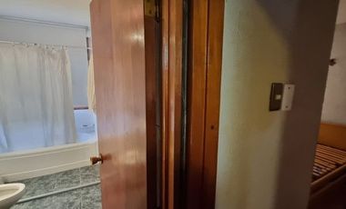 AMPLIA CASA EN ARRIENDO LAS CONDES