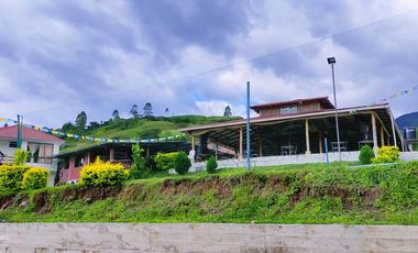 Vendo Hermosa Quinta en Amaluza