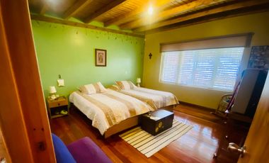 🏠En Venta Casa Rústica de 3 Dormitorios en Sinincay, rodeada de naturaleza🌳