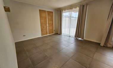 CASA EN EL AVELLANO IV