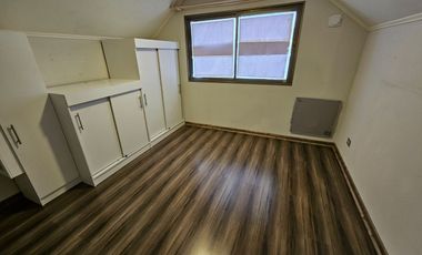 CASA EN EL AVELLANO IV