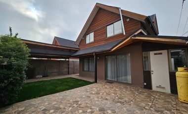 CASA EN EL AVELLANO IV