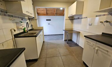 CASA EN EL AVELLANO IV