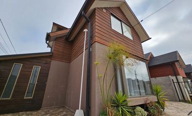 CASA EN EL AVELLANO IV