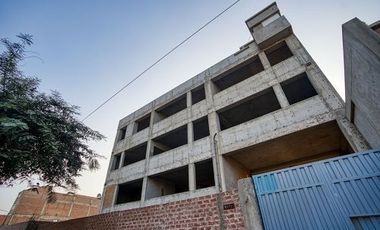 VENDO LOCAL INDUSTRIAL DE 4160 M2 EN COMAS, DISEÑADO EXCLUSIVAMENTE PARA EMPRESAS INDUSTRIALES
