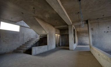 VENDO LOCAL INDUSTRIAL DE 4160 M2 EN COMAS, DISEÑADO EXCLUSIVAMENTE PARA EMPRESAS INDUSTRIALES