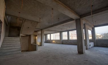 VENDO LOCAL INDUSTRIAL DE 4160 M2 EN COMAS, DISEÑADO EXCLUSIVAMENTE PARA EMPRESAS INDUSTRIALES