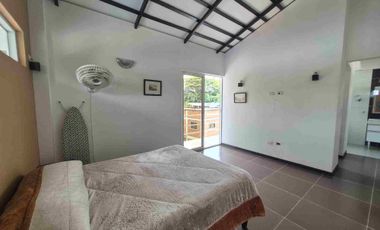 CENTA DE CASA CAMPESTRE PUEBLITO CAFETERO PEREIRA COMOMBIA