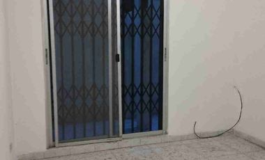 Los Ceibos, alquiler Departamiento planta baja, 3 habitaciones y garaje