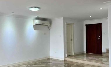 Alquiler Casa Urb. Rio Grande    Km1  Via Samborondon