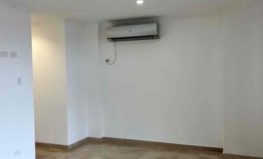 Alquiler Casa Urb. Rio Grande    Km1  Via Samborondon