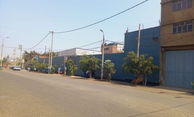 VENDO LOCAL INDUSTRIAL DE 2005 M2 EN SANTA ANITA, IDEAL PARA ALMACENES Y DEPOSITOS DE TRANSPORTE DE CARGA PESADA