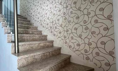 HERMOSA CASA EN RENTA AMUEBLADA