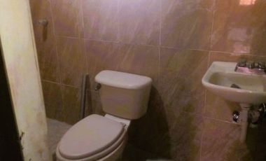 VENDO EXCELENTE CASA EN APODACA CERCA DE SAN NICOLÁS, 2 PLANTAS, 3CON BARRA DESYUNADORA, C RECÁMARAS, 2 Y MEDIO BAÑOS, COCHERA TECHAD