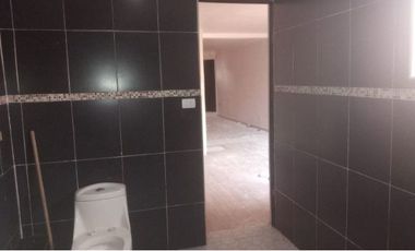 VENDO EXCELENTE CASA EN APODACA CERCA DE SAN NICOLÁS, 2 PLANTAS, 3CON BARRA DESYUNADORA, C RECÁMARAS, 2 Y MEDIO BAÑOS, COCHERA TECHAD