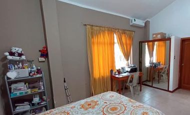 Vendo 2 Casas que funcionan como  Hostal  en la Ciudad Tena