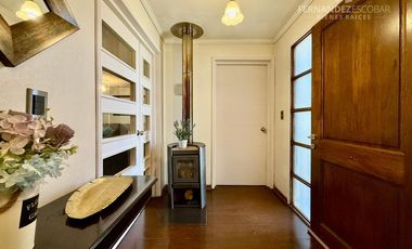 SAN ESTEBAN - VENDE CASA 3D 2B 2E - COND. LOS SOLARES