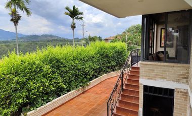 Venta de Casa Campestre en Cerritos Pereira