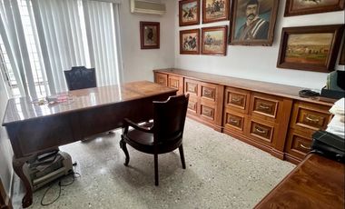 Casa en Venta Zapopan Fraccionamiento Rinconada del Sol - JUNTO A PLAZA DEL SOL