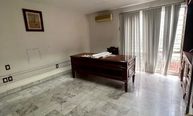 Casa en Venta Zapopan Fraccionamiento Rinconada del Sol - JUNTO A PLAZA DEL SOL