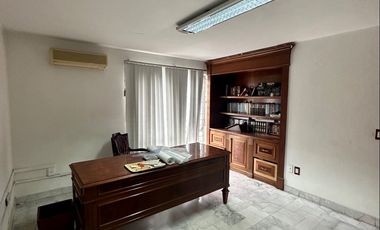 Casa en Venta Zapopan Fraccionamiento Rinconada del Sol - JUNTO A PLAZA DEL SOL