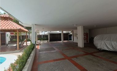 VENTA CASA AMOBLADA CONJUNTO CERRADO CERCA AL MAR RODADERO SUR - E.C.