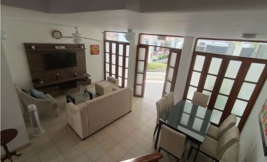 VENTA CASA AMOBLADA CONJUNTO CERRADO CERCA AL MAR RODADERO SUR - E.C.
