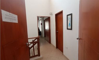 VENTA CASA AMOBLADA CONJUNTO CERRADO CERCA AL MAR RODADERO SUR - E.C.