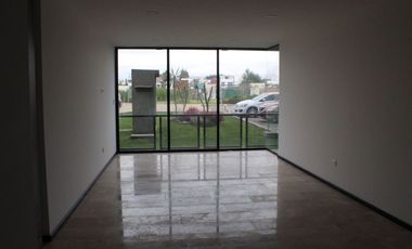 BONITO DEPARTAMENTO EN LA CARCAÑA