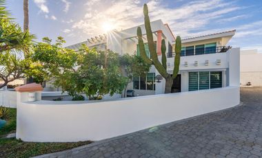 Casa en Renta en Cabo San Lucas, Privada Villa Neptuno