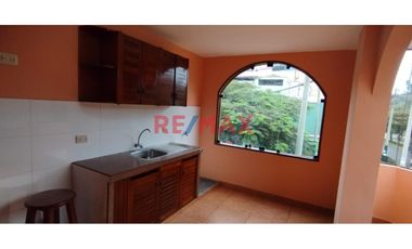 Alquilo Lindo Departamento En Buena Zona De Surco