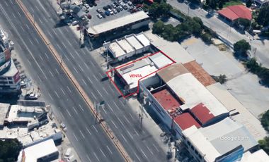 Local Comercial en VENTA en una de las avenidas con mayor flujo vehicular de Monterrey