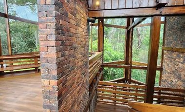 ¡Escápate a la Sabana de Bogotá! Espectacular Cabaña de Lujo en Condominio Exclusivo Imagina despertar cada mañana en un paraíso natural, a solo un pa