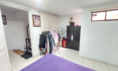 Venta de Casa Bifamiliar – San Antonio de Prado, Rosaleda