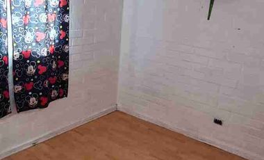 ARRIENDO CASA  CON LOCAL COMERCIAL EQUIPADO DE COMIDA RAPIDA.
SECTOR BOSQUES DE SANTA CLARA