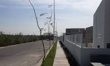 CASA EN RECUPERACIÓN!!! AV. CAMINO REAL A COLIMA