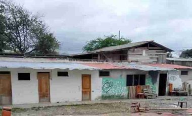 SE VENDE EDIFICIO NUEVO RENTERO COMERCIAL – PEDERNALES, MANABÍ