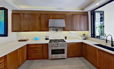 Casa En Venta a 900m del Malecón de Puerto Vallarta