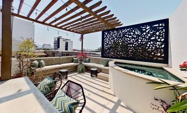 Casa En Venta a 900m del Malecón de Puerto Vallarta