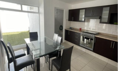 VENTA CASA DE GRAN TAMAÑO EN ARBOLEDAS, TUXTLA GUTIERREZ CHIAPAS