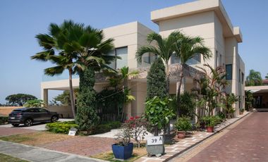 Casa de una planta en venta, Mocoli Golf Club - Isla Mocoli, Samborondón