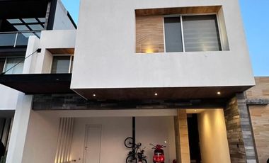 Casa en Fracc. Alto Lago (4 habitaciones)