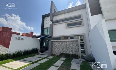 CASA EN RENTA FRACCIONAMIENTO ZONA PLATEADA