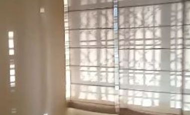 HUANCAYO ALQUILO CASA DE 815m2 AC- 3 PISOS FRENTE A PARQUE COMO OFIC. O VIVIENDA