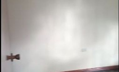 HUANCAYO ALQUILO CASA DE 815m2 AC- 3 PISOS FRENTE A PARQUE COMO OFIC. O VIVIENDA